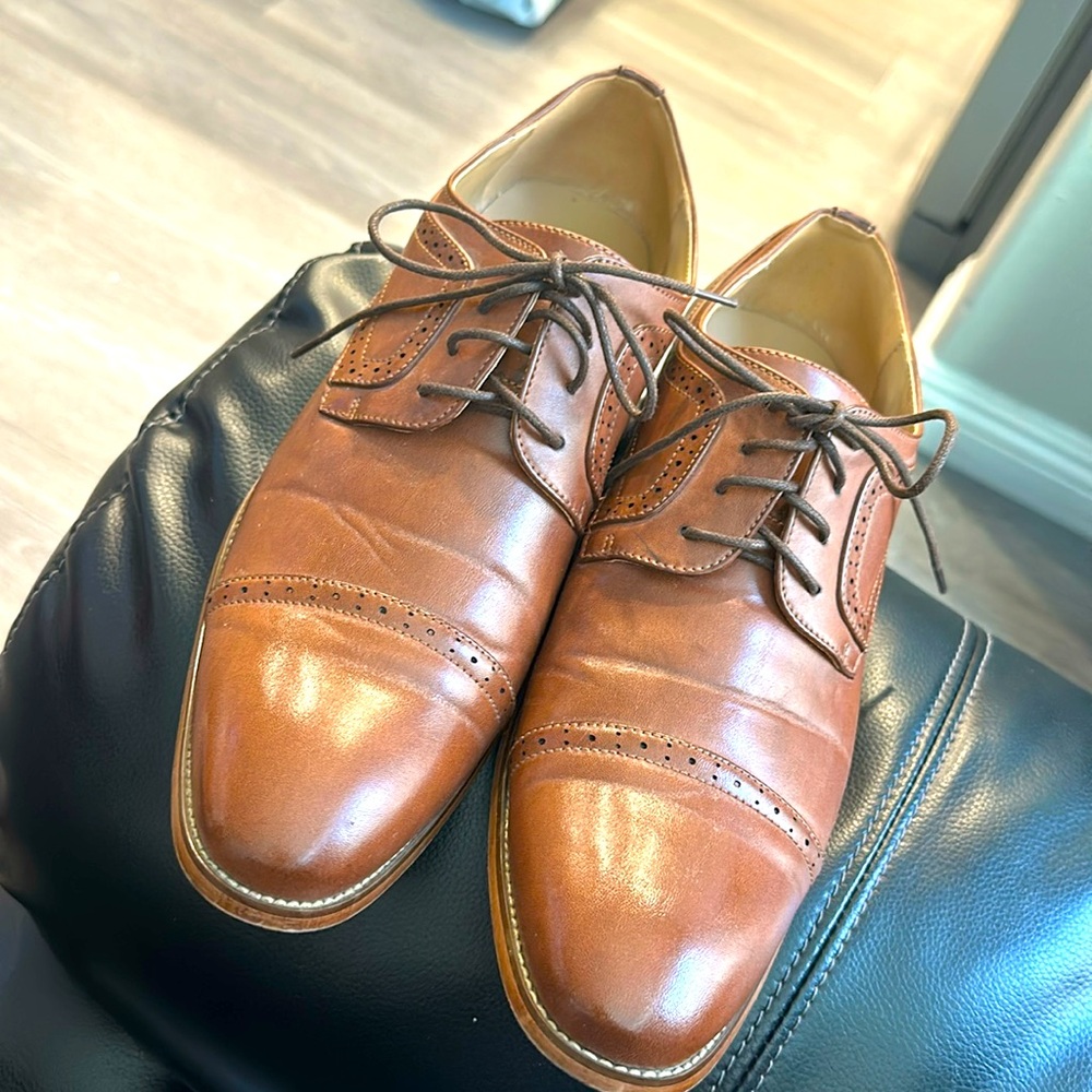 Unlisted by Kenneth Cole Cheer Lace Up Oxford Cognac Color